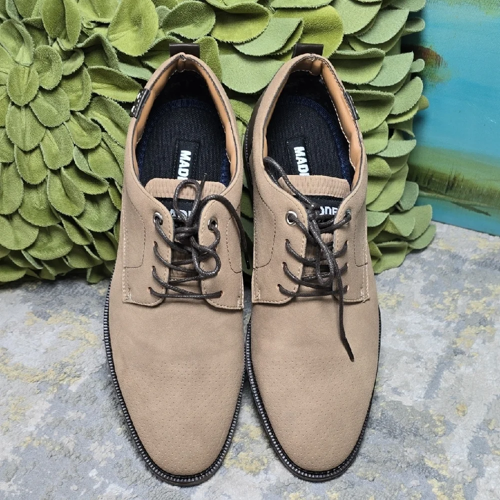 Madden Men's Heptor Taupe Faux Suede Dress Shoes Size 8